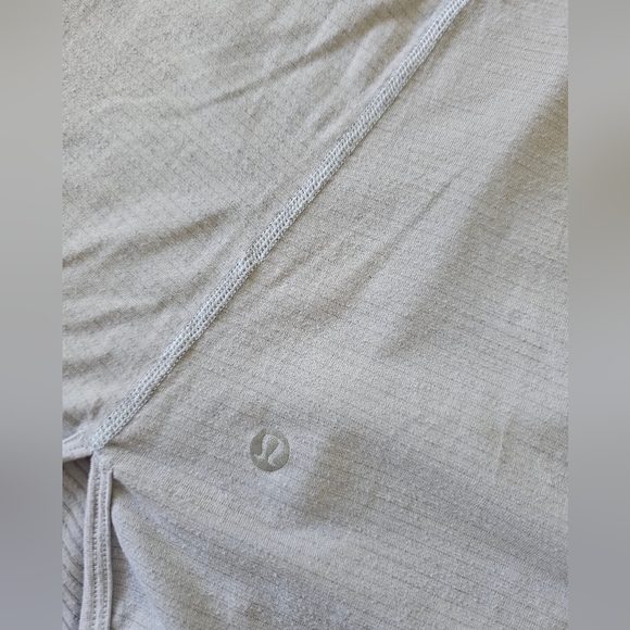 Lululemon thin tank top - Picture 4 of 11